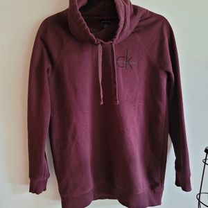 Calvin Klein !!🔥 Pullover sweater 💜